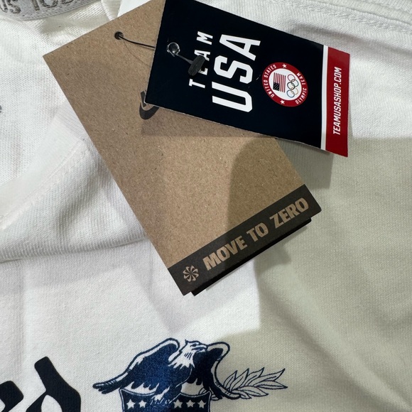 Men's Nike Team USA Olympic Shirt Olympics FN0866-133 Premium Essential Sz M - Picture 7 of 8